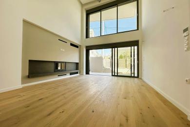 VOULA, Duplex / Triplex Apartment, Sale, 187 sq.m